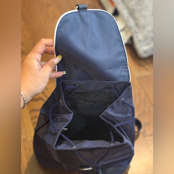 Lacoste Backpack/Purse - Picture 4 of 7